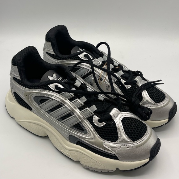 Adidas Ozmillen men’s Shoes - Picture 4 of 8